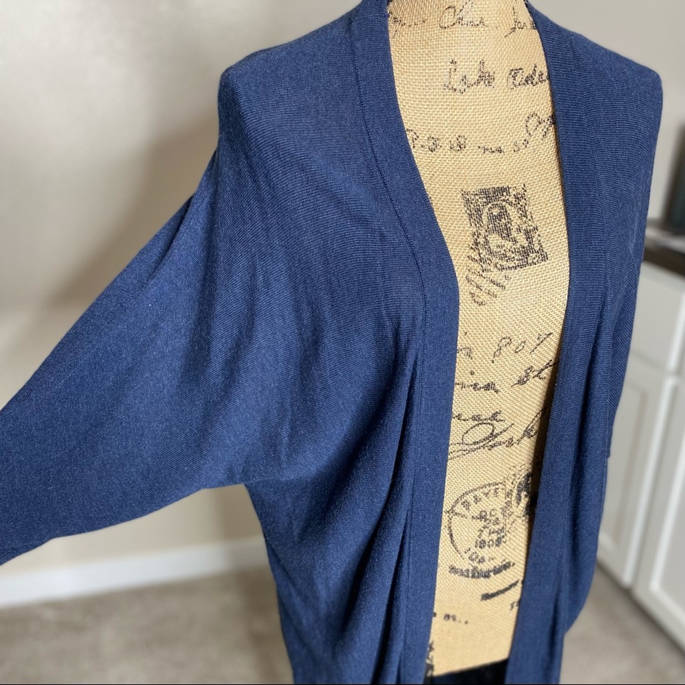 H&M- Blue Dolman Sleeve Cardigan size Large - Picture 4 of 6